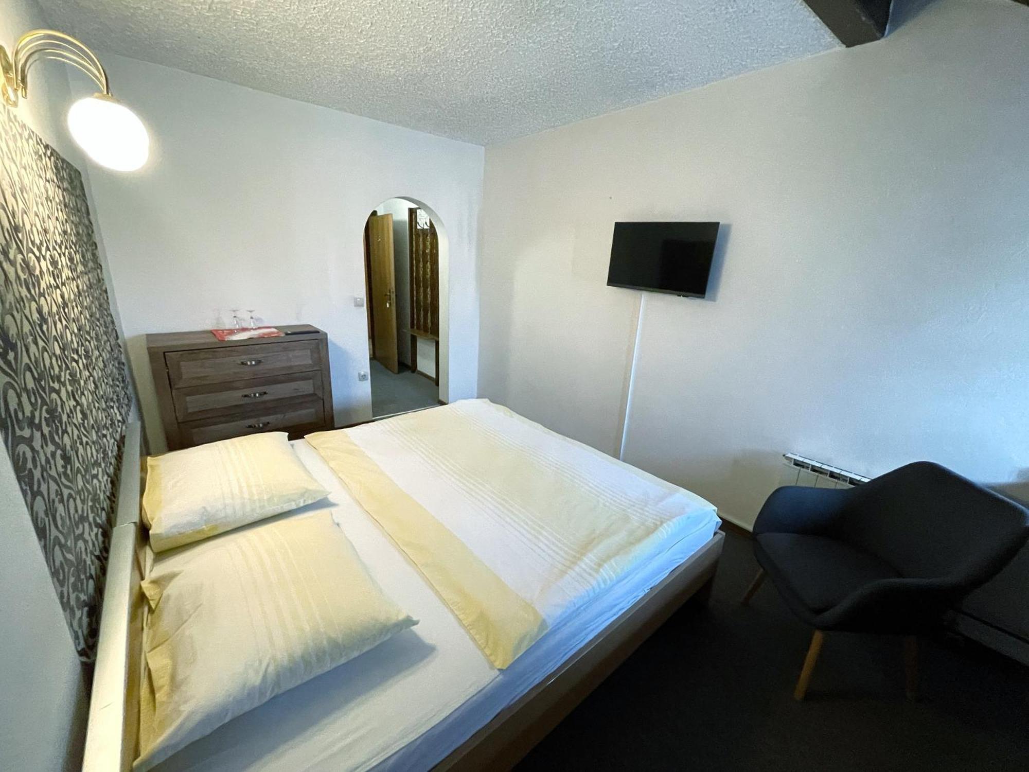 Reich Motel Velenje Eksteriør bilde
